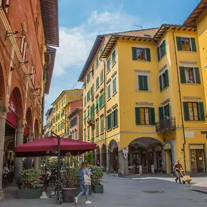 Rinascimento 3*, Pise Italie